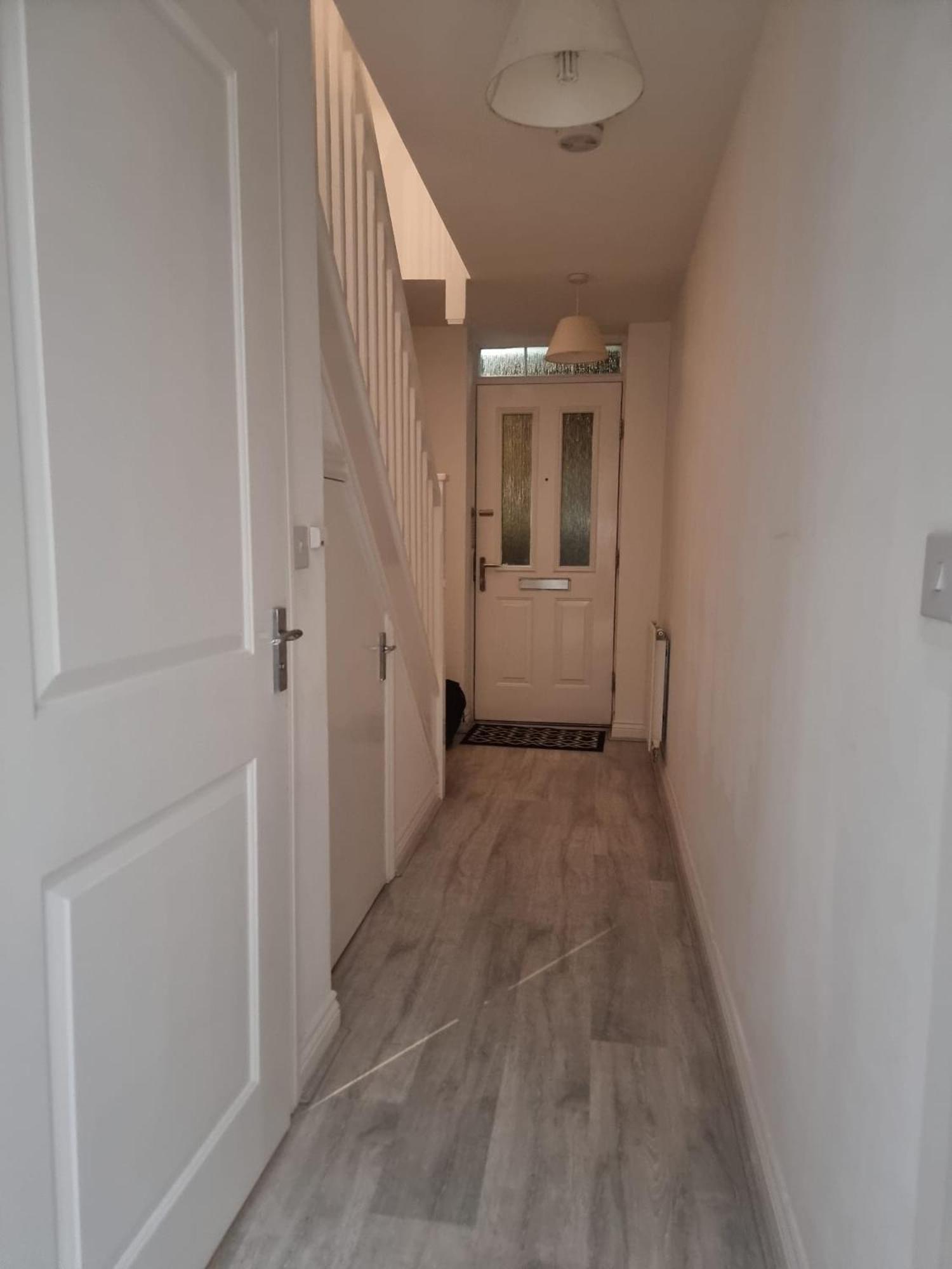 Bromley Common- Double Bedroom With En-Suite With Private Lounge In Shared Town House Eksteriør billede